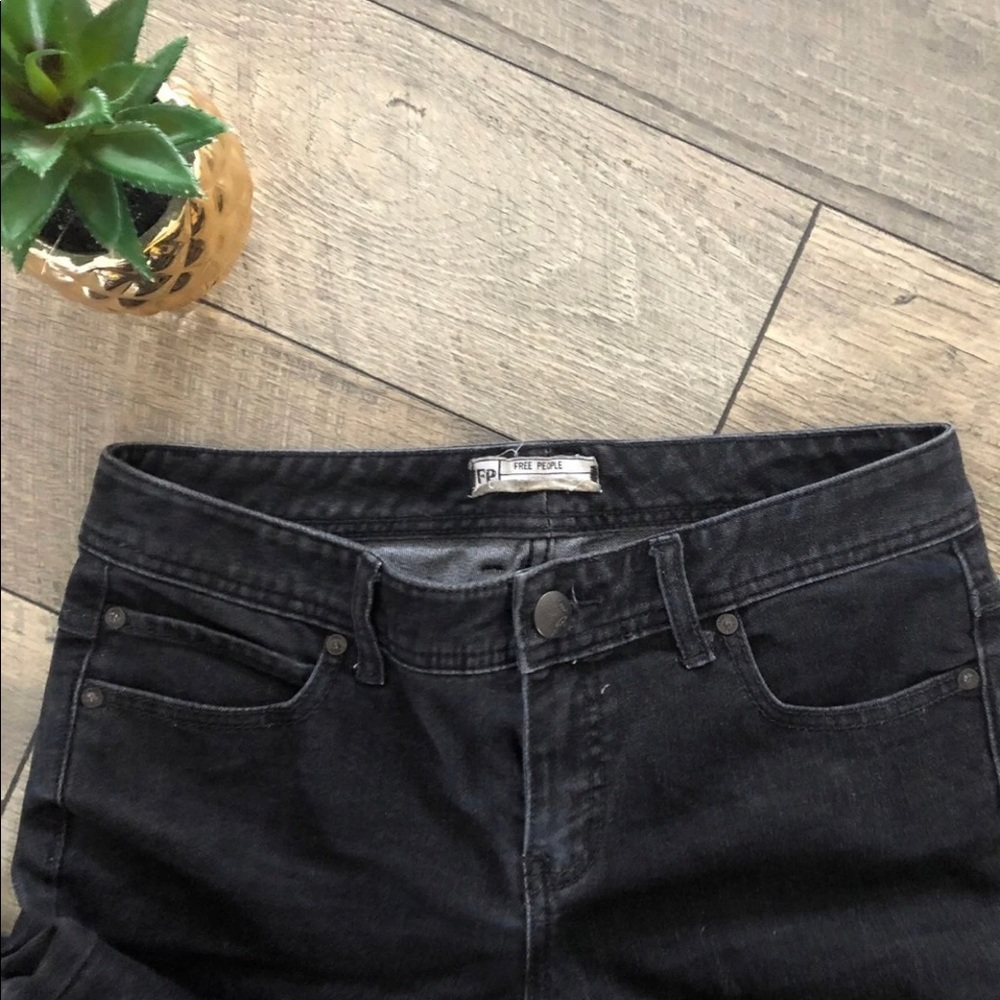 💕Free People Jeans💕 - Picture 3 of 7